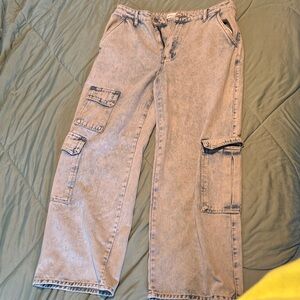 Women’s light Denim Cargo Jeans